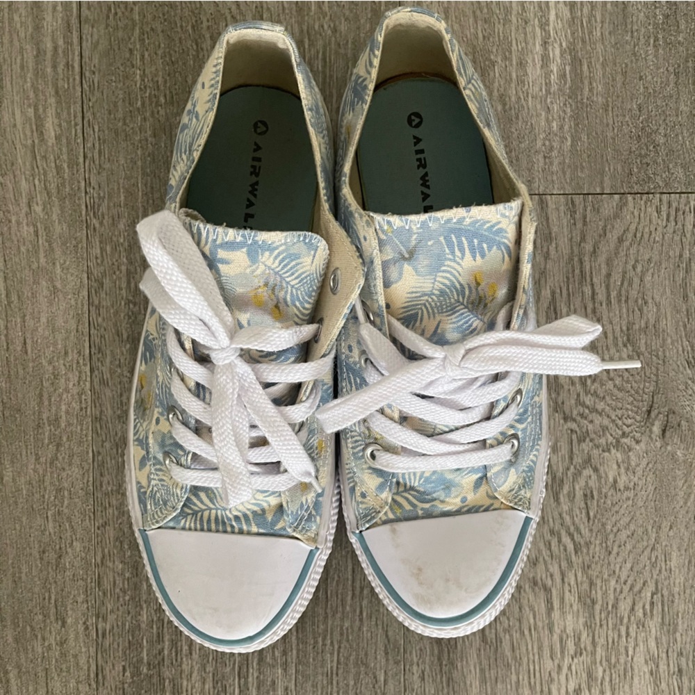 Floral Airwalk Sneakers | Size 8.5